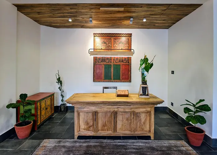 Uma Residence And Suites